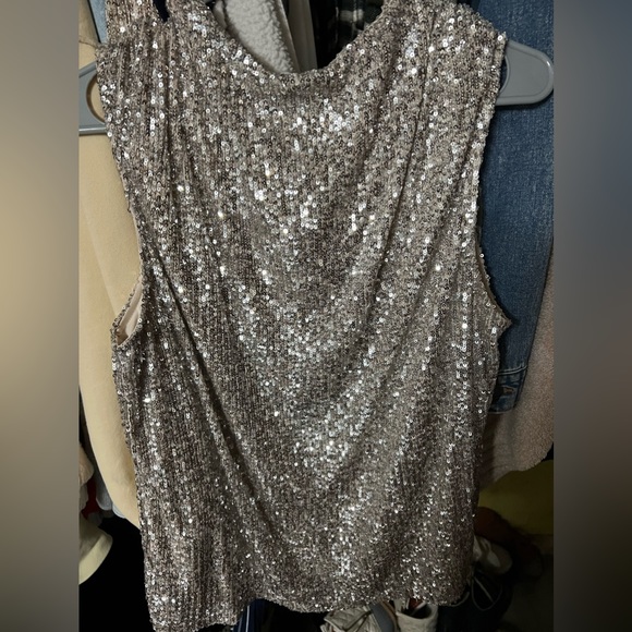 Sequins High Neck Shirt - Picture 1 of 3